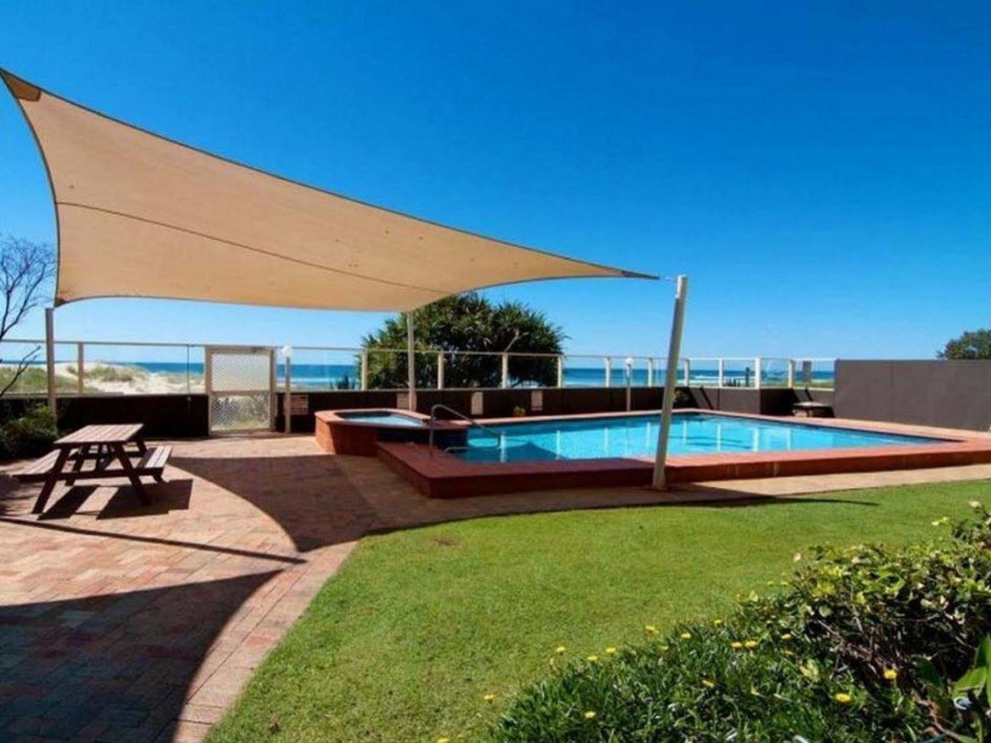 President Holiday Apartments - Absolute Beachfront Gold Coast Luaran gambar
