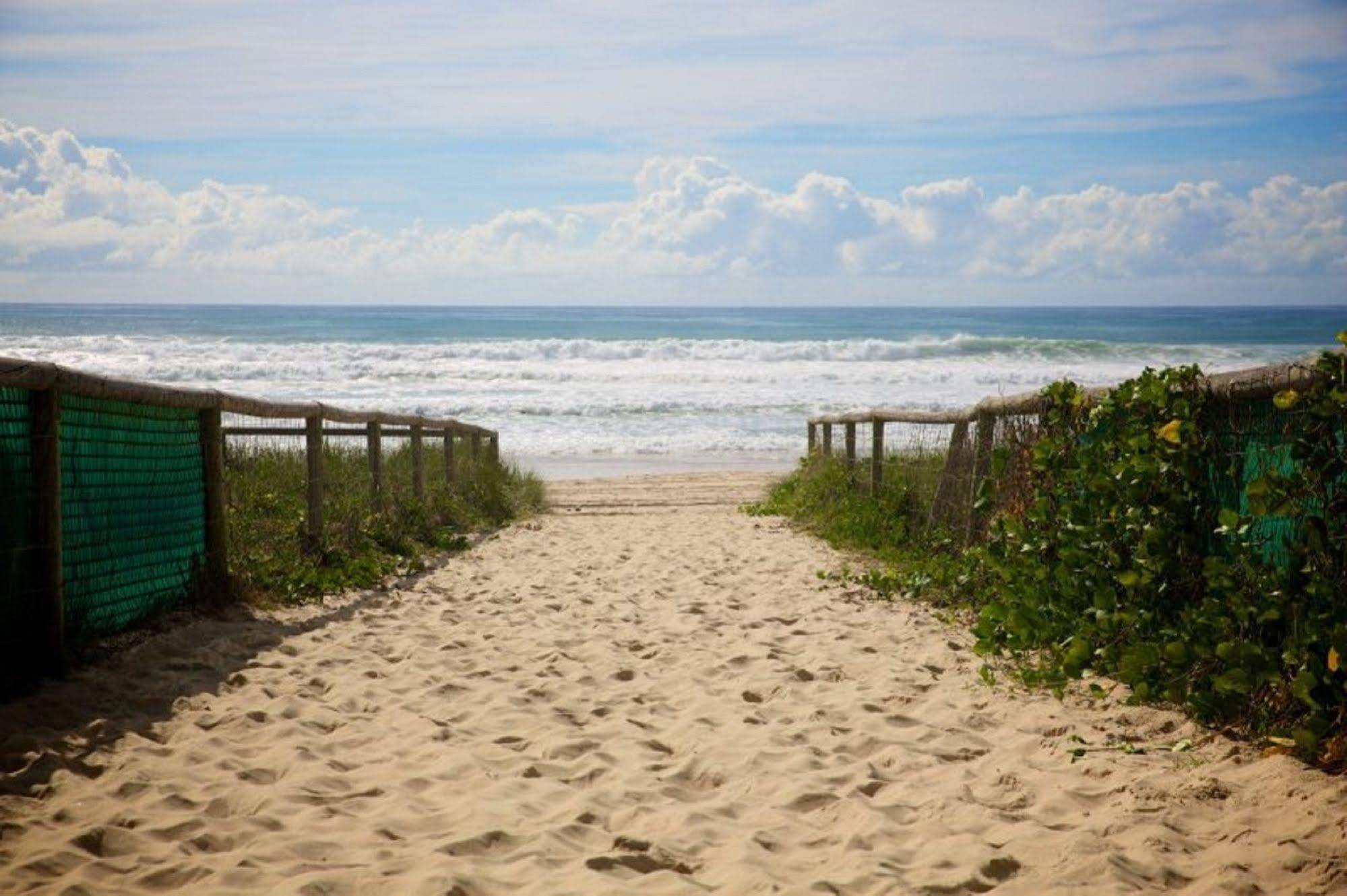 President Holiday Apartments - Absolute Beachfront Gold Coast Luaran gambar