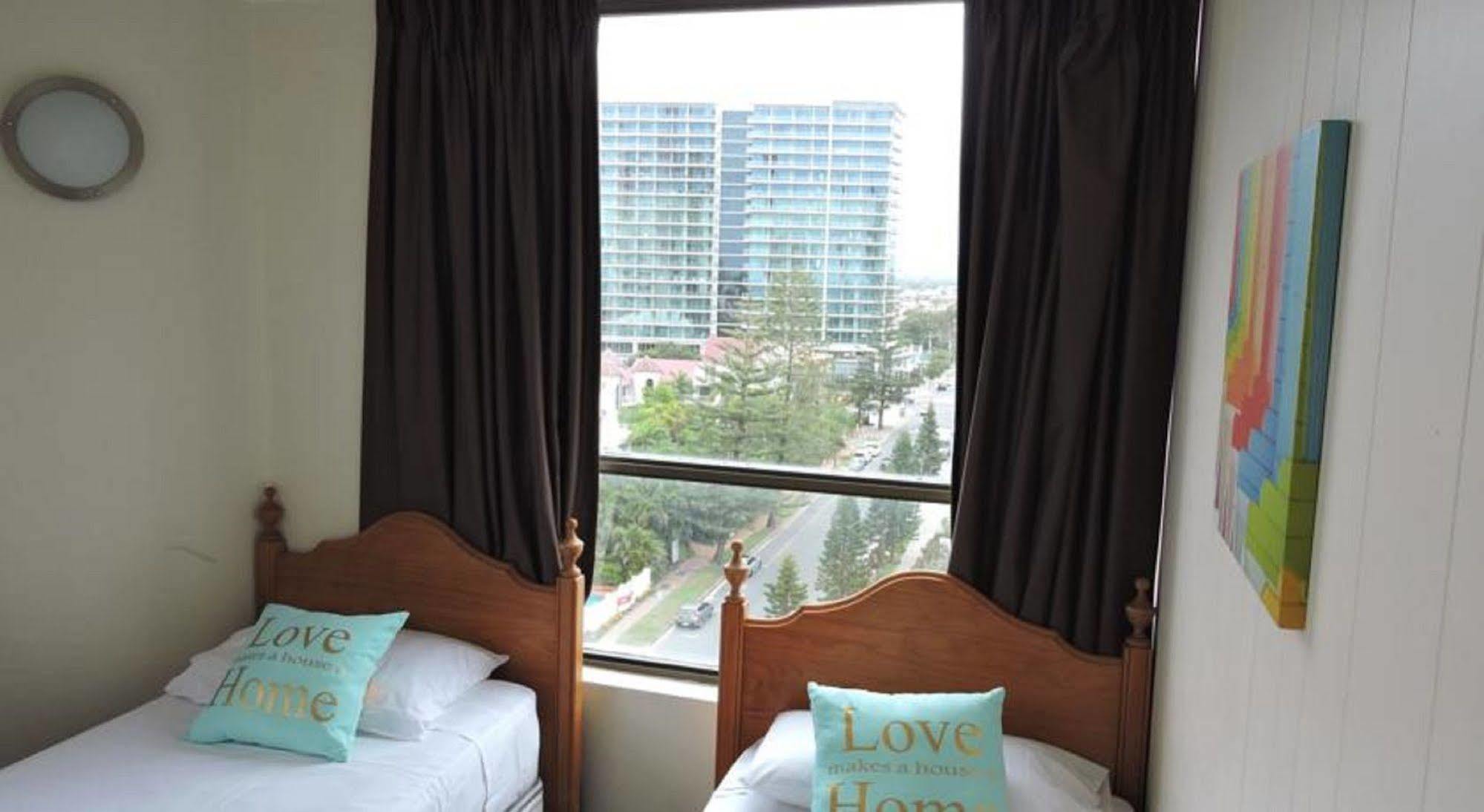 President Holiday Apartments - Absolute Beachfront Gold Coast Luaran gambar